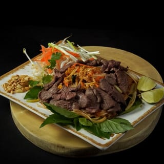 33D Beef Pad Thai